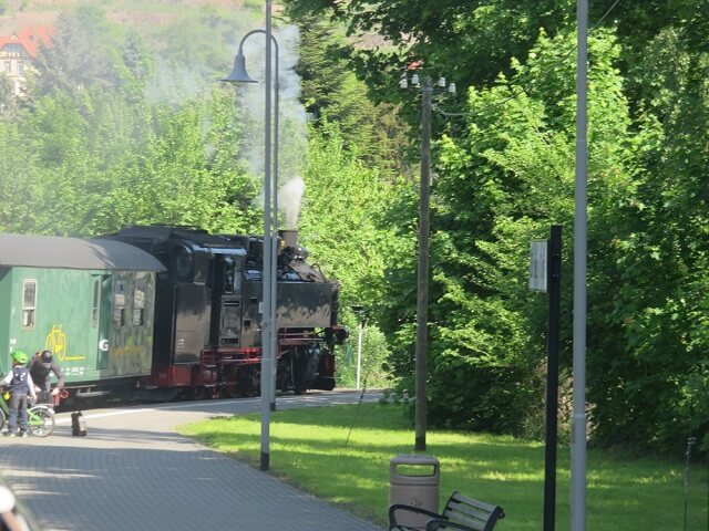 ドレスデンの蒸気機関車が走る