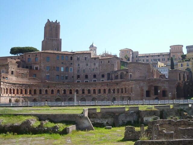 イタリア・ローマのトラヤヌスの市場の遺跡