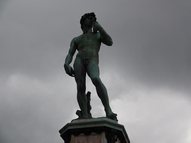 フィレンツェミケランジェロ広場のダビデ像