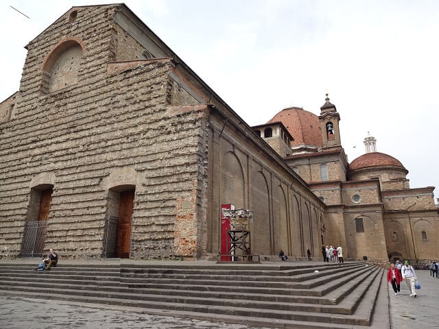 フィレンツェのサン・ロレンツォ教会