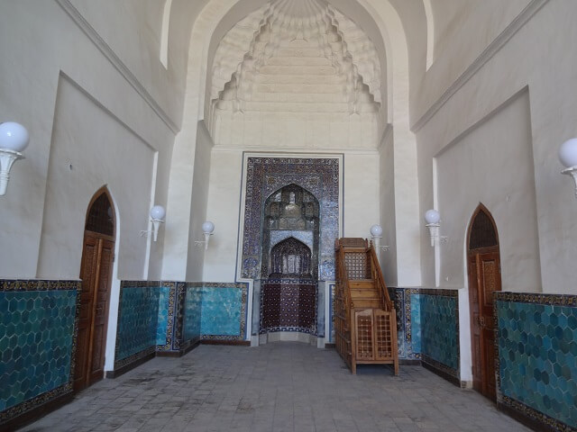 ブハラのカラーンモスクの内部