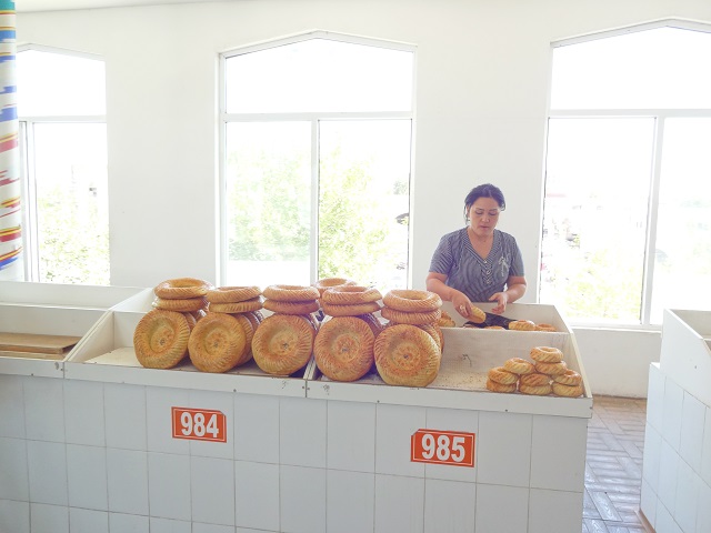 ウズベキスタンのパン