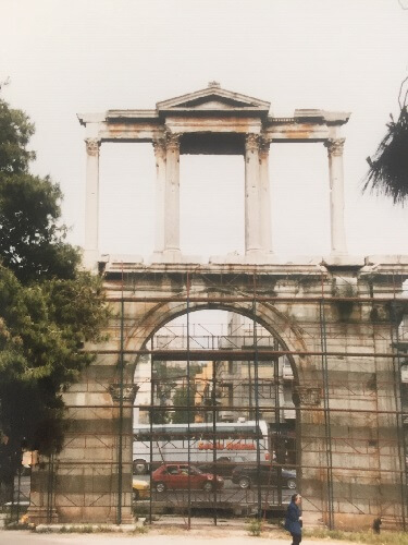 ギリシャのアテネのハドリアヌスの凱旋門