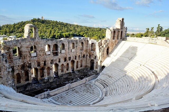 ギリシャのアテネのアクロポリスにある円形劇場