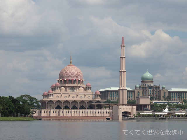 マレーシアのピンクモスク