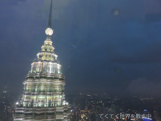 マレーシア・クアラルンプールのぺトロナスツインタワー展望台からの眺め